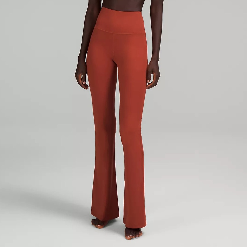 Lululemon Groove SHR Nulu™ Flared Pant * Regular cayenne red high waisted yoga 4